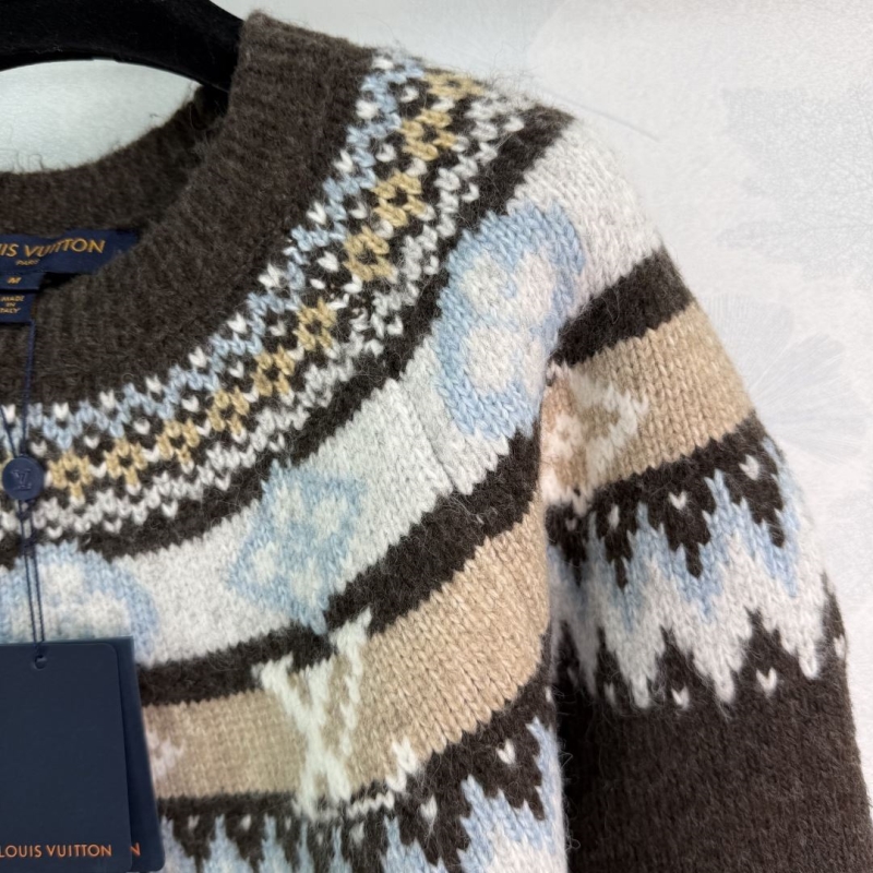 l0vis Vvtt0n sweaters